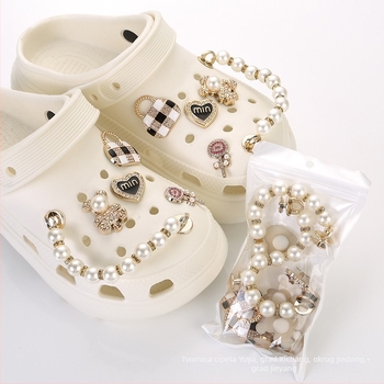 Lf-0154 Dodatak za sandale s bisernim lancem i metalnom teksturom – kompatibilan sa sandalama, platnenim cipelama i papučama; ljeto, proljeće, jesen; sladak akademski stil