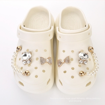 Lf-0154 Dodatak za sandale s bisernim lancem i metalnom teksturom – kompatibilan sa sandalama, platnenim cipelama i papučama; ljeto, proljeće, jesen; sladak akademski stil