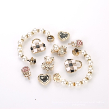 Lf-0154 Dodatak za sandale s bisernim lancem i metalnom teksturom – kompatibilan sa sandalama, platnenim cipelama i papučama; ljeto, proljeće, jesen; sladak akademski stil