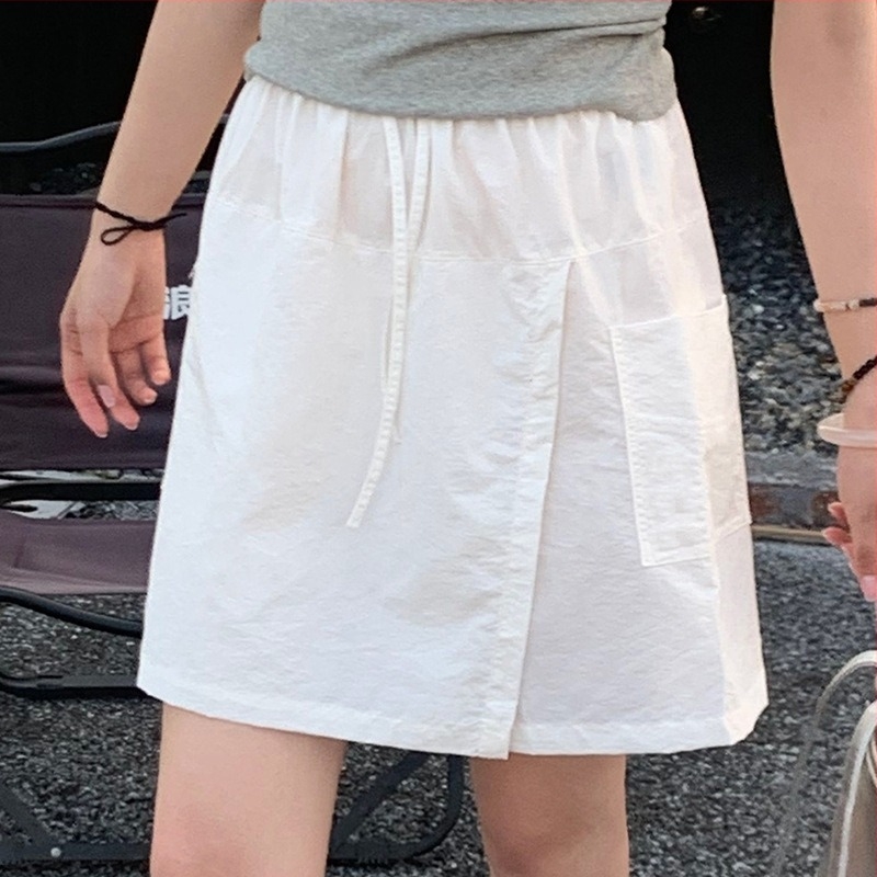 Ženska radna suknja-pantalone – kratka hip suknja s hlačama, Ice Hemp tkanina, ljeto 2025, dizajn protiv prozirnosti, japansko-korejski opušteni stil