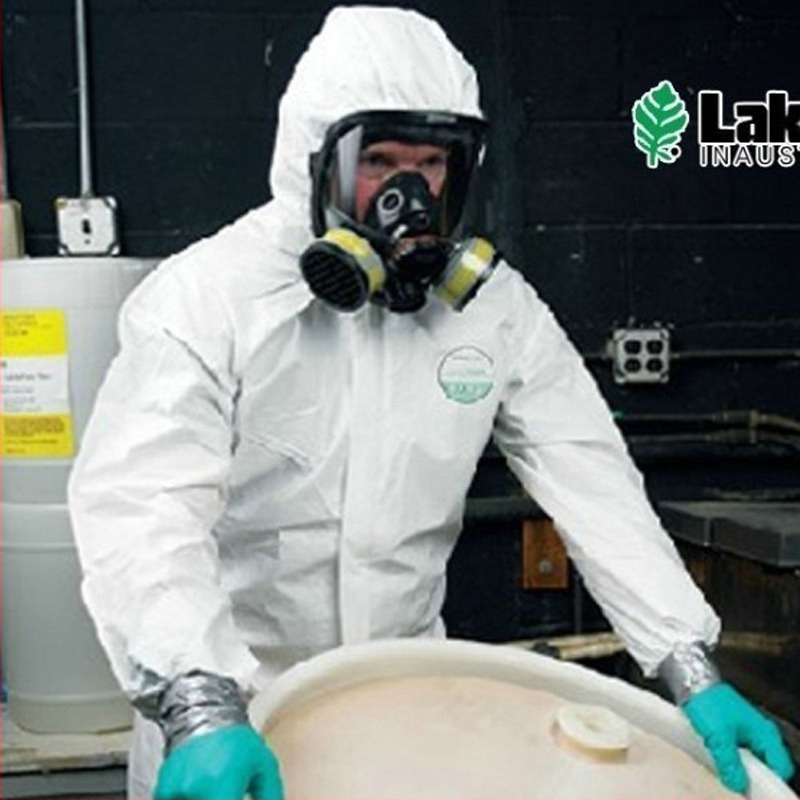 Rickland kapuljačasti jednokratni zaštitni kombinezon, otporan na prašinu i rasprskavanje tekućine