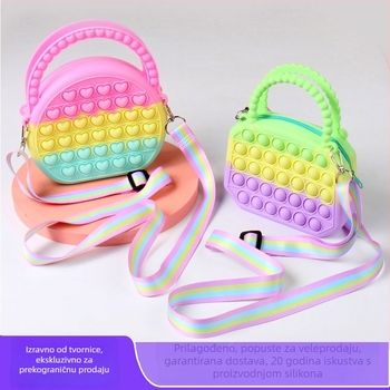 Unisex silikonska torbica za ruke s dizajnom srca od mjehurića, silikonska podstava, OEM prilagođeni logo