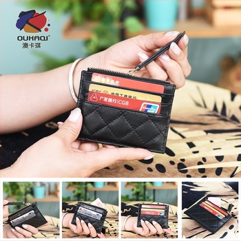 Ženski kratki novčanik od prave kože, dijamantno quilting uzorak, više pretinaca za kartice, zatvarač za novčiće, gradski stil