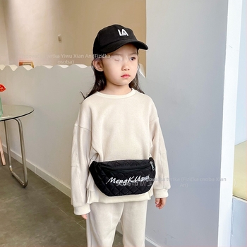 Personalizirana dječja crossbody torba s imenom, izšivanim dizajnom, unisex, PU koža, poliester podstava, moderan stil