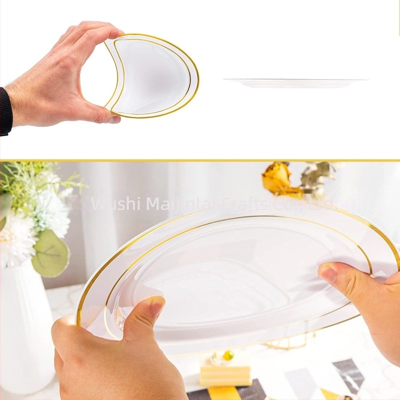 Jednokratni set posuđa od PS tvrdog plastika sa zlatnim rubom; uključuje tanjire za jelo, čaše za vino i pribor (nož, viljka, žlica); prilagodljiv logotip; pakiranje 25 komada; biološki razgradivo; porijeklo: Zhejiang pokrajina