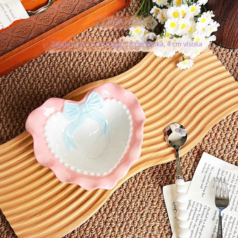 Ceramska zdjela u obliku srca, ručno oslikan motiv ljubavi, čipkasti mašnica, svježi i slatki stil, mikrotalasno sigurna