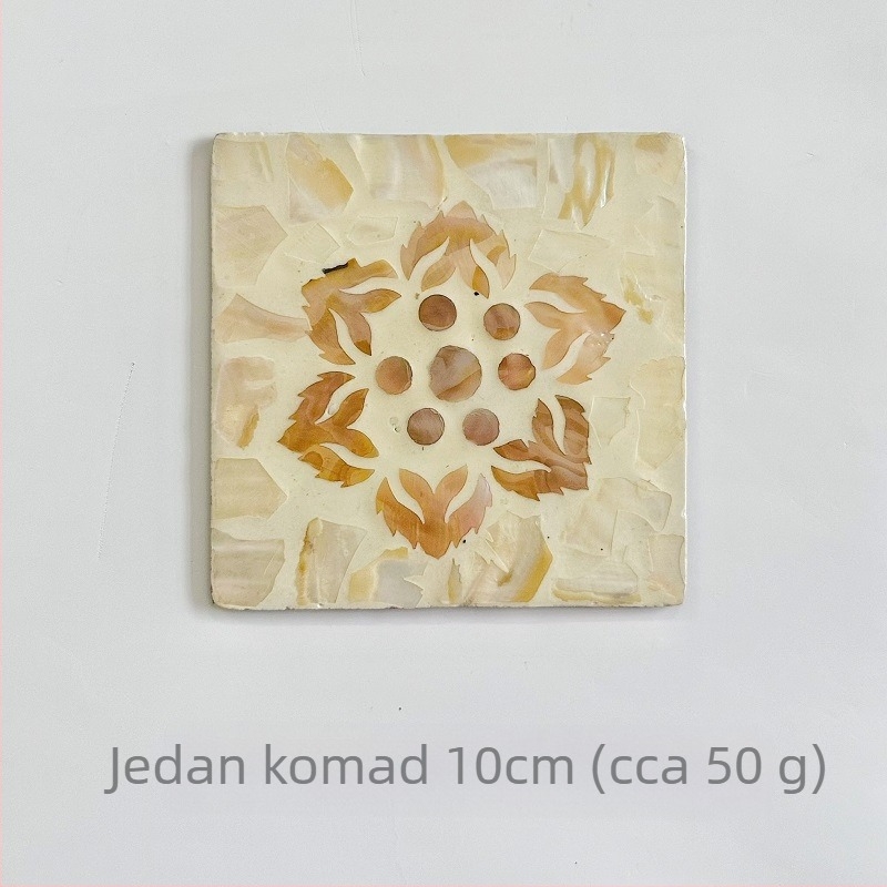 Podložke za tanjure od školjki s cvjetnim uzorkom, kvadratne, Nordic stil (Materijal: školjke; Uzorak: cvijeće; Oblik: kvadrat; Stil: Nordic; Biorazgradivo: Da)