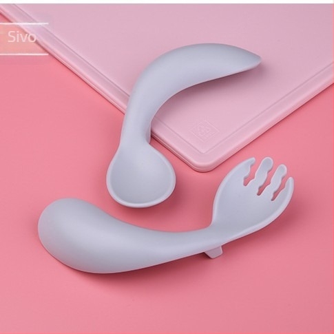 Dvodjelni set zakrivljenih žlica i vilica za bebe, plastika, 12 mjeseci i više, sladak stil