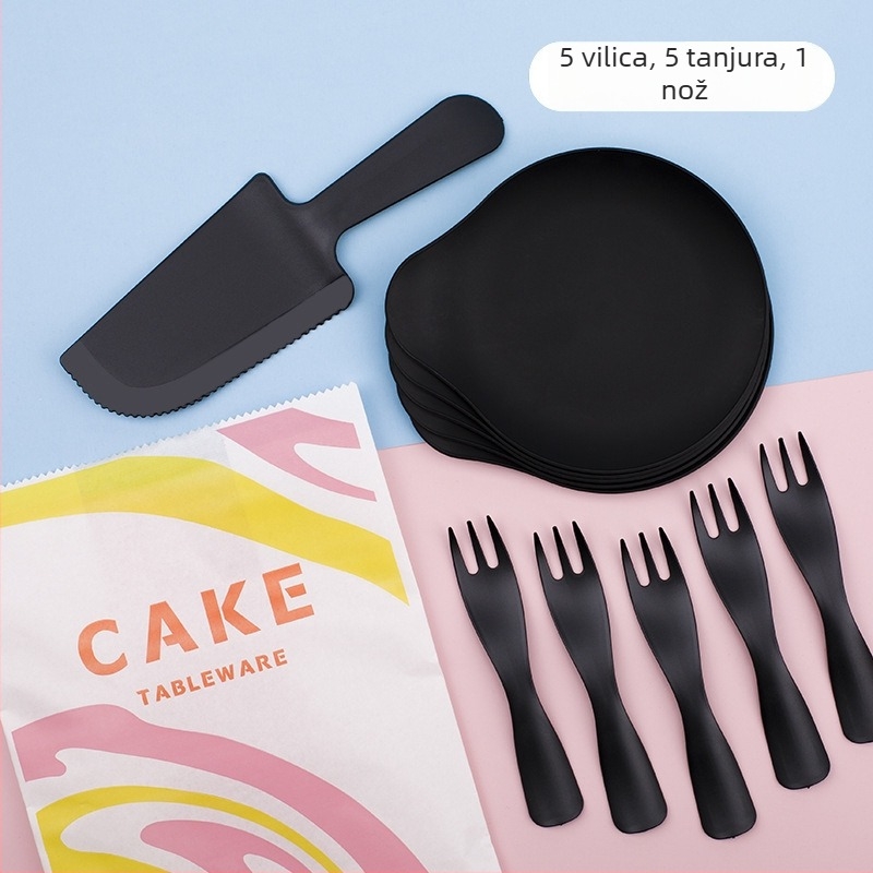 Jednokratni set stolnog posuđa za rođendansku tortu — plastični nož, vilica i tanjur s pladnjem za kapljice; veleprodajna pakiranja 320 kutija; rok trajanja 3 godine.