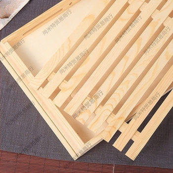 Drveni plitki pladanj za izlaganje, kvadratnog oblika, ručno oslikana površina, prilagodljiv logotip