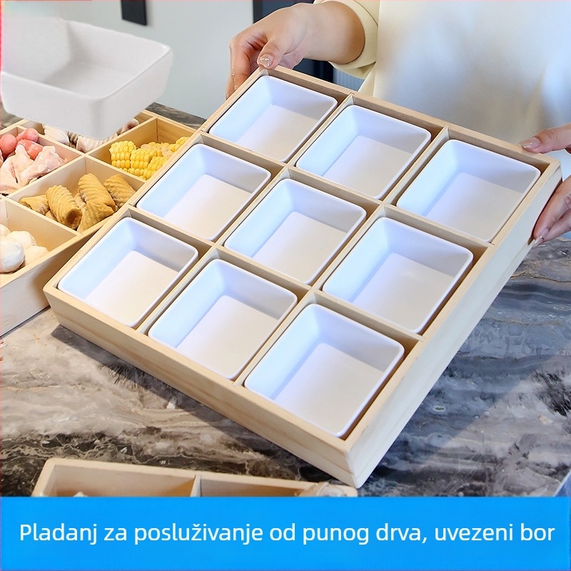 Drveni pladanj s devet odjeljaka, za posluživanje kod kuće