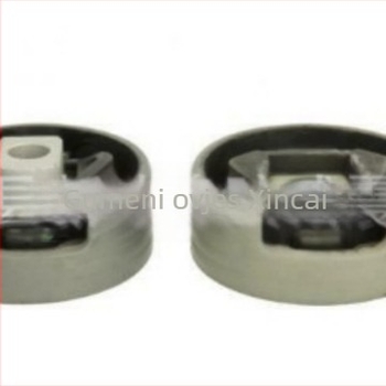 Gumeni držač motora od gume s metalnim držačem — Modeli: 5Q0198037, 5Q0199867C, 5Q0199868C; Materijal: guma + aluminijski spoj; Primjenjivi modeli: Golf, Touran, Passat A3, TT, Octavia, Leon; Marka: Qinghe County Xincai Rubber Shock Absorber Factory