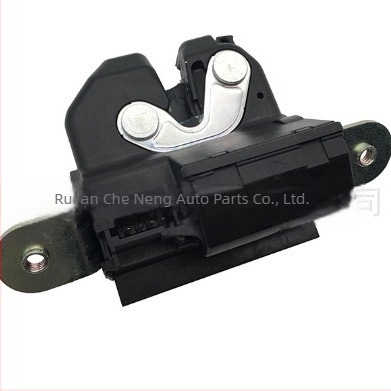 55702917 55701971 Fiat 500 brava prtljažnika — Model: 55702917 55701971; Primjenjivi modeli: Fiat 500 (2008–); Kompatibilnost: Da.