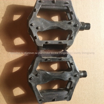 Plastični pedala za planinske bicikle i električne bicikle (Brend: Yadi; Model: 20-26; Materijal: plastika; Kompatibilnost: svi planinski bicikli; Prilagodljivo: Da)