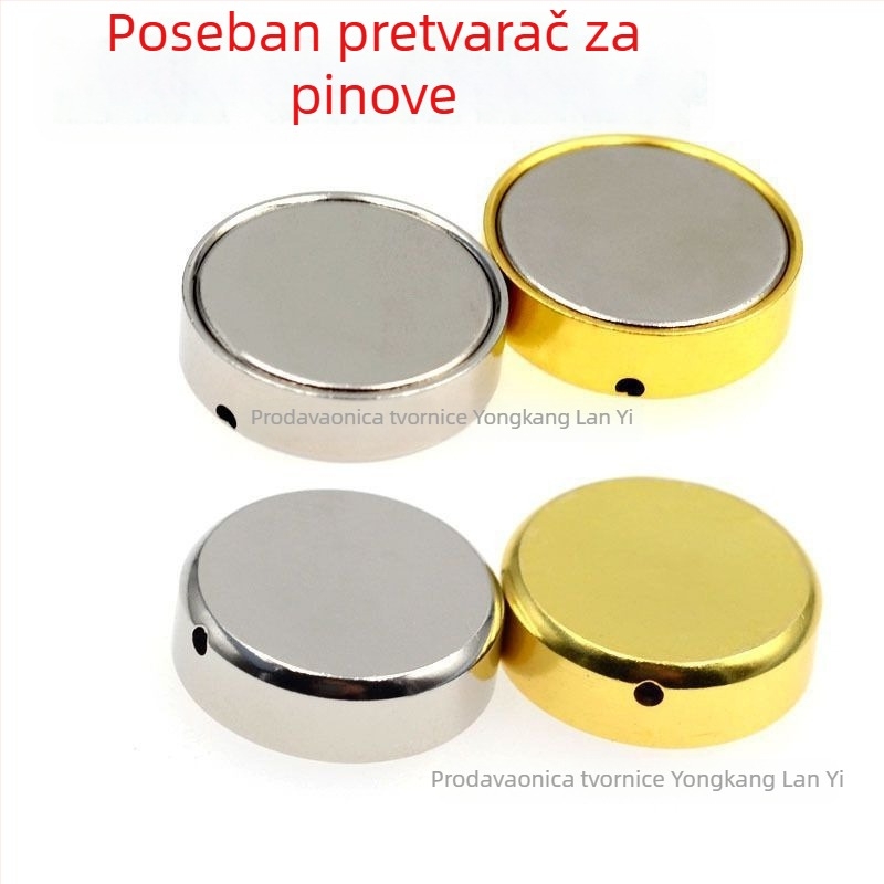 Broš: metal, stil igla, oblik crtani likovi; Funkcije: prisjećanje, ukrašavanje, višenamjenski; Značka: Lanyi