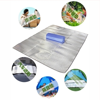 Dvostruko aluminijski folijski madrac za zaštitu od vlage, za kampiranje, piknik, travu i plažu (2x2 m ili 2x1,5 m), pogodan za 8+ osoba
