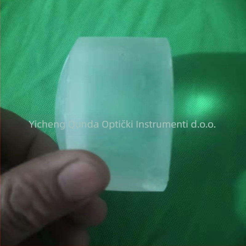 Optička staklena praznina za plano-konveksne, konveksne i konkavne leće te svjetlosni vodič stup za automobilsku lampu; marka Qunda optics; model K9-67*46; primjena: projekcijsko auto svjetlo, vodič svjetla; tolerancija blank: ±0,15 mm
