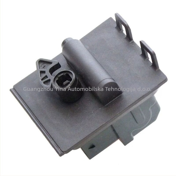 Aktuator poklopca spremnika goriva za Mercedes-Benz; kompatibilni modeli: Mercedes-Benz; modeli: A0008207703, A0008207705, A0008202303; Materijal: Plastika.