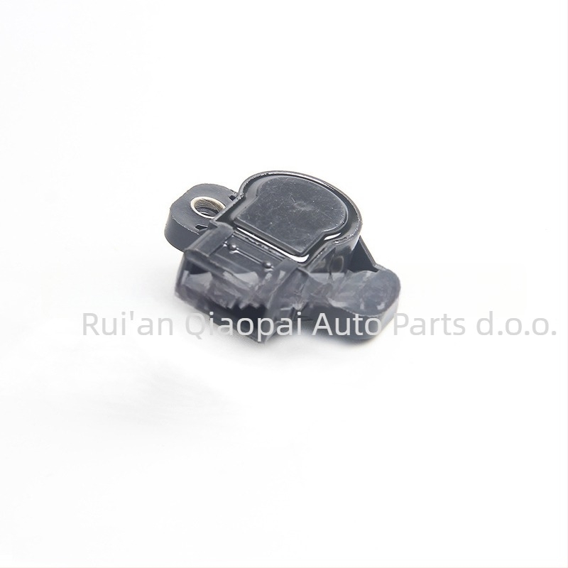 Hyundai senzor položaja gasa — model 3510202000, kompatibilan s 3517037100/35170-37100; OEM: 5S5186, TH293, 1580652, TH0151; Opseg mjerenja: Standardno; Točnost mjerenja: Standardno