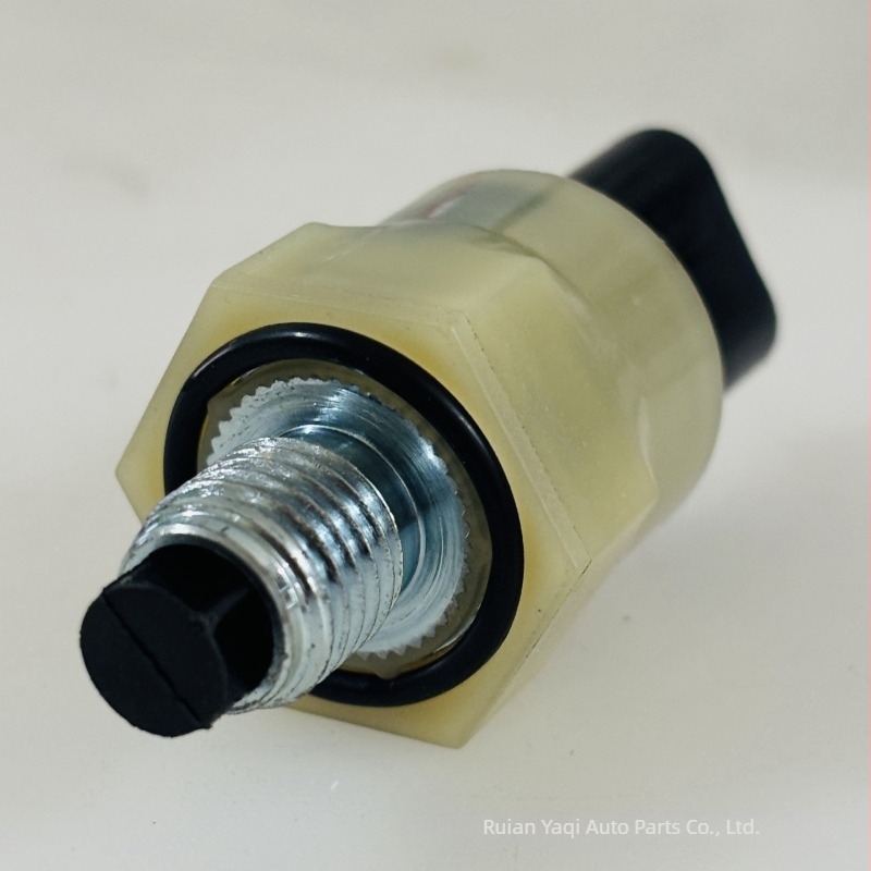 Volvo senzor tlaka ulja i temperature ulja motora 31405635 (Model 31405635; Raspon mjerenja: Standardno; Točnost mjerenja: Standardno; Opseg primjene: 68003360aa 5033317ac 5033317ab)