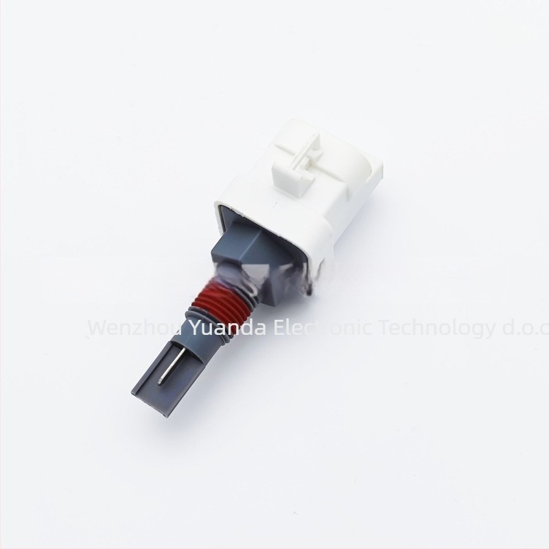 Cummins senzor razine za građevinske strojeve – model 4928568, raspon mjerenja 0-600 bar, točnost 1% fs, primjena Cummins