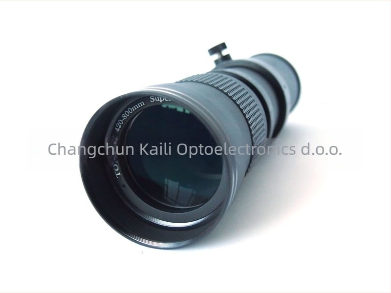 Kelda 420-800mm F/8.3-16 Zoom teleobjektiv za astronomiju — ručno fokusiranje; 2 skupine po 4 elementi; filter Ø67mm; najbliža točka fokusa 1,5 m