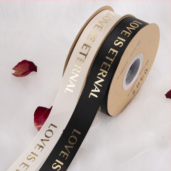 Ispisana vrpca za svadbenu dekoraciju – vrpca za aranžiranje prostora i bukete