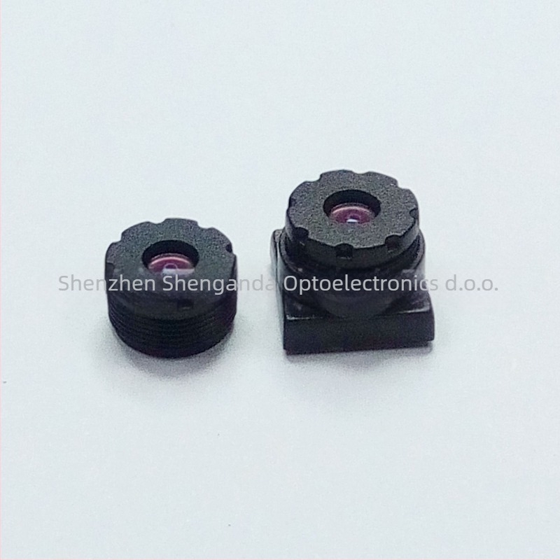 RANA optički objektiv, žarišna duljina 4,3 mm, otvor blende f/2.8, blizinski fokus 1,5–30 cm