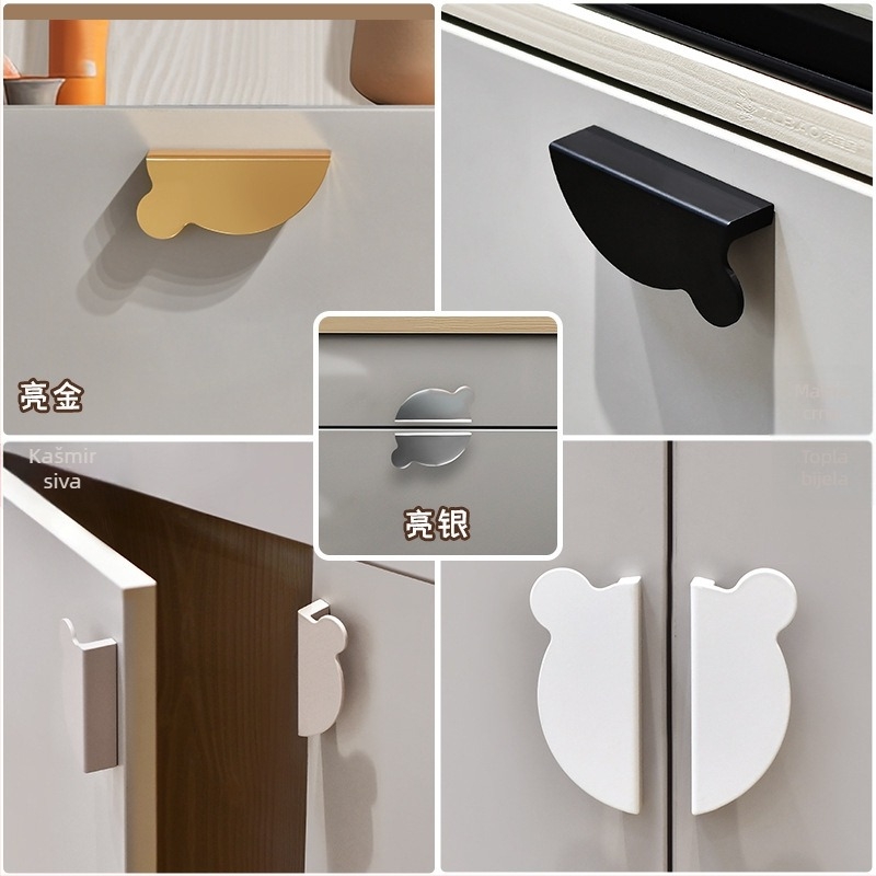 Kuka ormarića s glavom medvjeda, moderni minimalistički stil, aluminijska legura, premaz prskanja, montaža na površinu, oblik polu-knedle