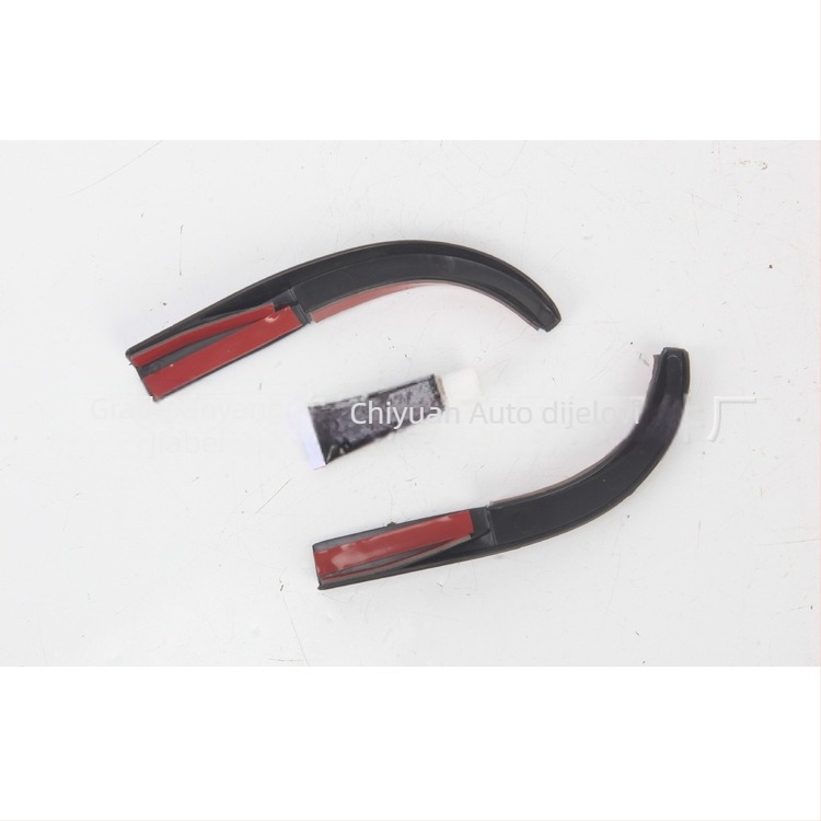 Jeep Wrangler JK — dodatak: kišni kanal i vodeni vodič, kišna obrva