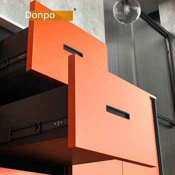 Skrivena aluminijska ručka za ormariće i klizna vrata — DP13001; aluminijska legura; anodizirani završni sloj