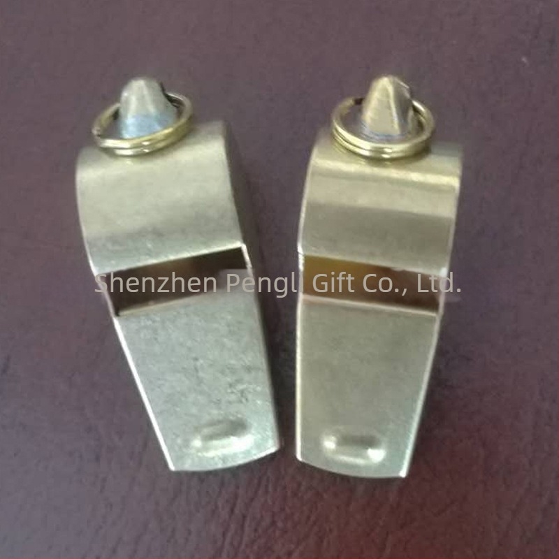 Bakrena zviždaljka, 6‑oblika dizajn, s logom, prilagodljiva; za suce, trenere, regulaciju prometa, policiju, vojsku, gradilišta na otvorenom