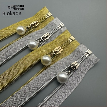 Nijlon zip s elektroplatom završnom obradom, privjesak s dizajnom bisera, otvaranje i zatvaranje; Marka Baiheng Zipper Factory