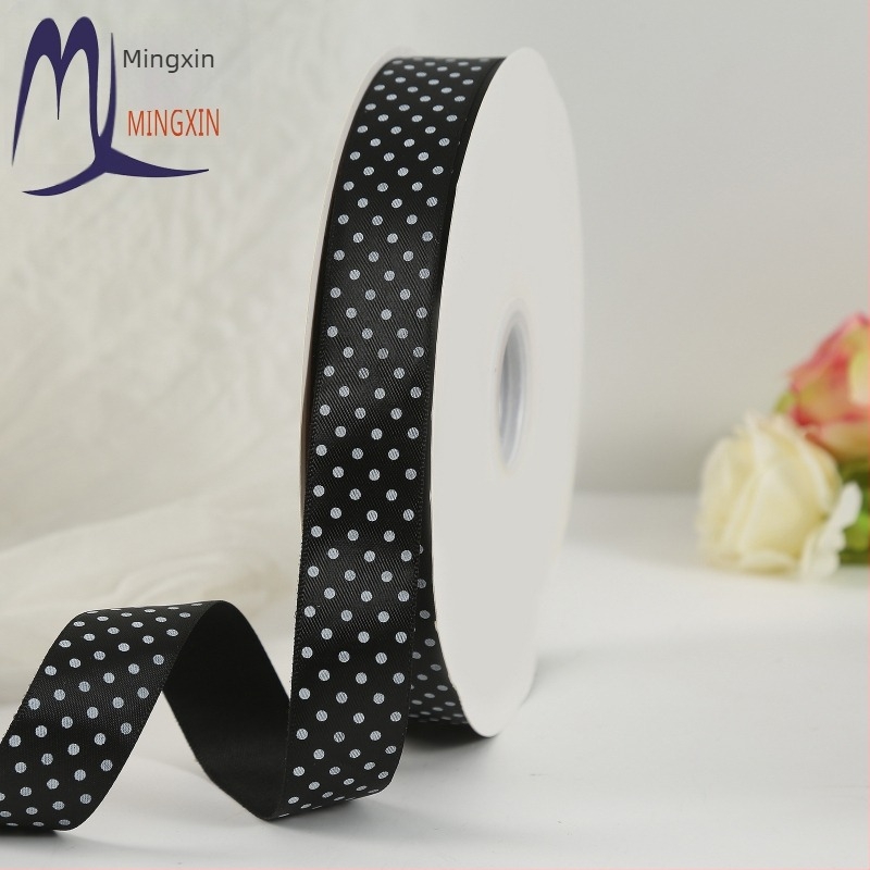 Poliester satin traka s točkicama za DIY dodatke za kosu — Postcard