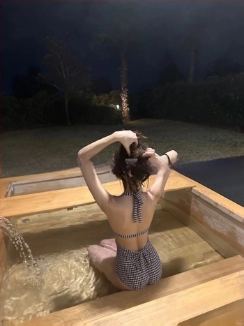 Ženski jednodijelni kupaći kostim s ugrađenim jastučićima, bez rukava, poliester, podstava poliester