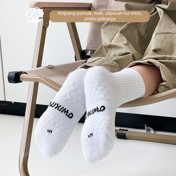 Dječje sportske čarape od pamuka, debele, s četkanim pamukom, srednja duljina, jednofobni uzorak