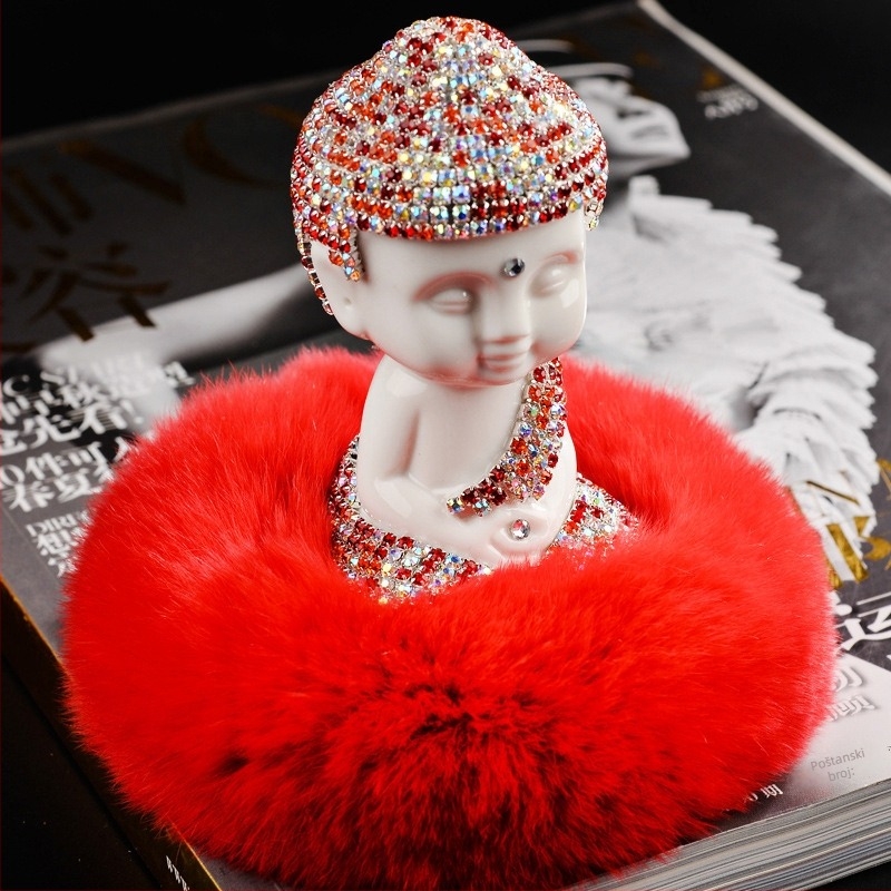 Meiyesi Set dekoracije automobila za miris s Buddha figuricom od kuniće dlake, dijamantnim detaljima i protukliznom podlogom