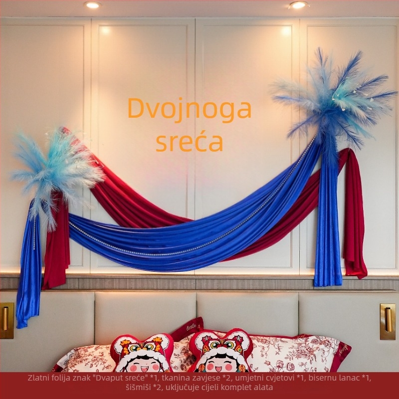 Set dekoracije svadbenog prostora u spavaćoj sobi nevjeste: girlanda iznad uzglavlja i pozadina s natpisom „Dvostruka Sreća“ (Materijal: Tkanina • Kategorija: Ostale svadbene potrepštine • Prigoda: Vjenčanje)