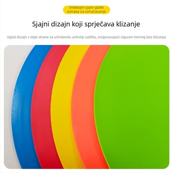 Nogometni trenažni pribor s orijentacijskim naljepnicama, ravnim diskom za označivanje i mekanim diskom za prepreke - Model E18