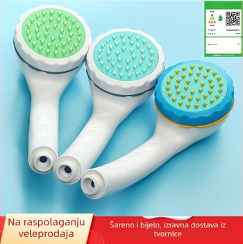 Plastična tuš glava s funkcijom kiše, kružnog oblika, ručno okretanje, moderni minimalistički stil.