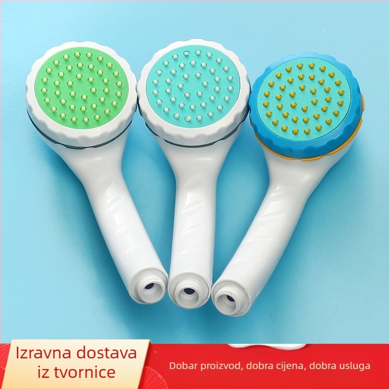 Plastična tuš glava s funkcijom kiše, kružnog oblika, ručno okretanje, moderni minimalistički stil.