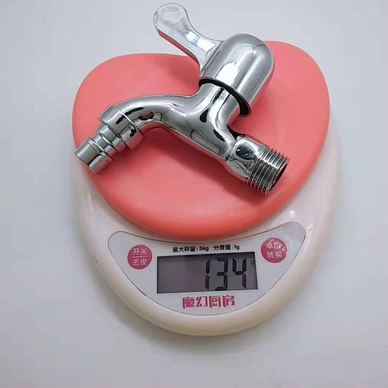 Kran za perilicu rublja od cinkove legure, zidni, s jednim ručnim upravljanjem, model 15 Tsim Mouth Faucet, nominalni tlak 10 bar