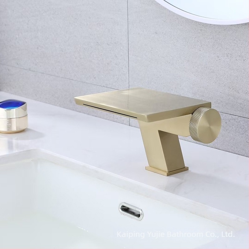 Baterija za umivaonik, 304 nehrđajući čelik, miješajući s jednim polugom, 0–80°C, 1,8 MPa