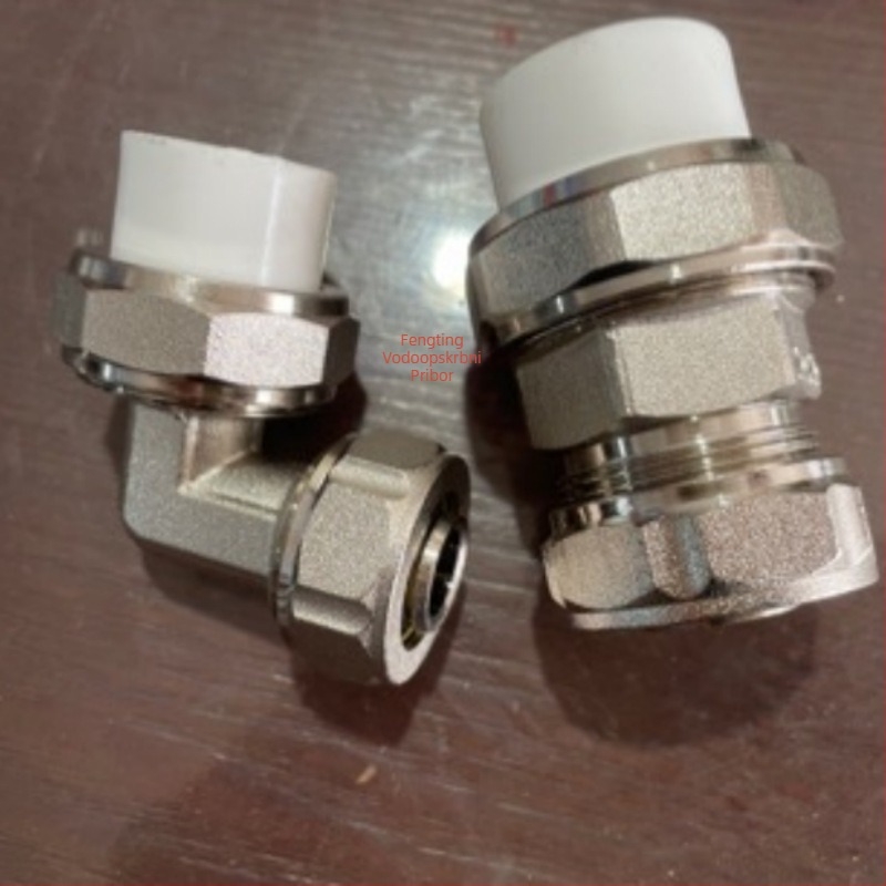 PPR na aluminijsko-plastičnu cijev s potpuno bakrenim spojem, izravno spajanje - Materijal: Bakar; Podrijetlo: Zhejiang; Način spajanja: Topljenje; Debljina zida: 3