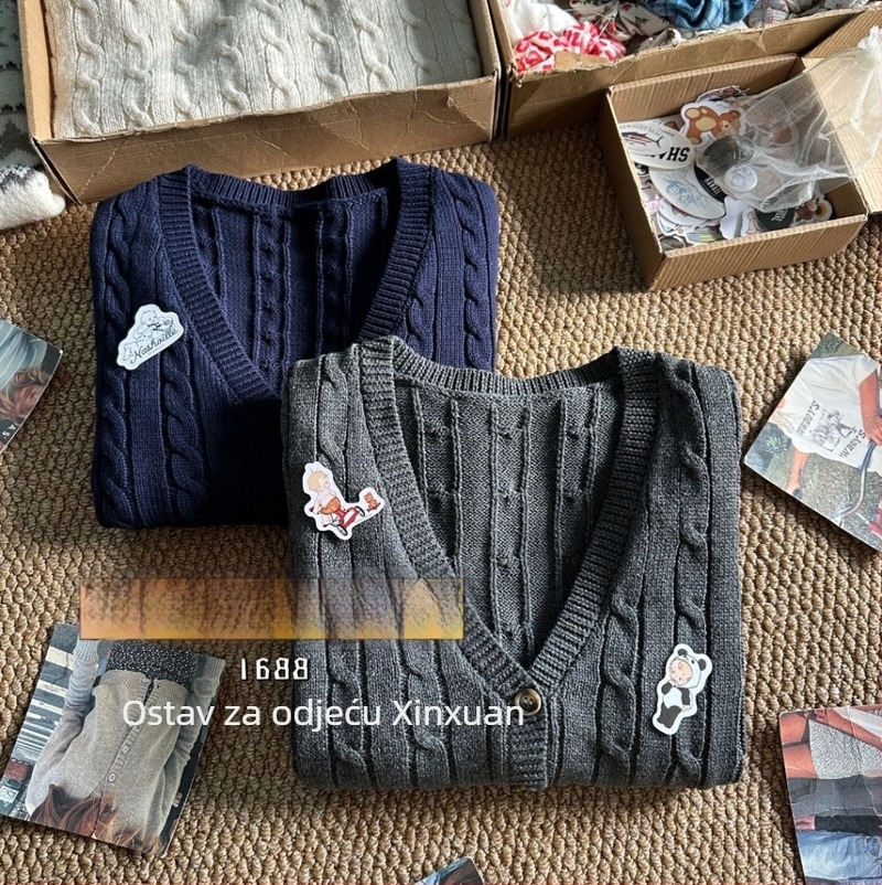 Cardigan stil pleteni pulover s V-izrezom, dugi rukavi, konopna izrada, pamuk materijal (30–50% pamuka, uobičajena debljina, Zima 2025)