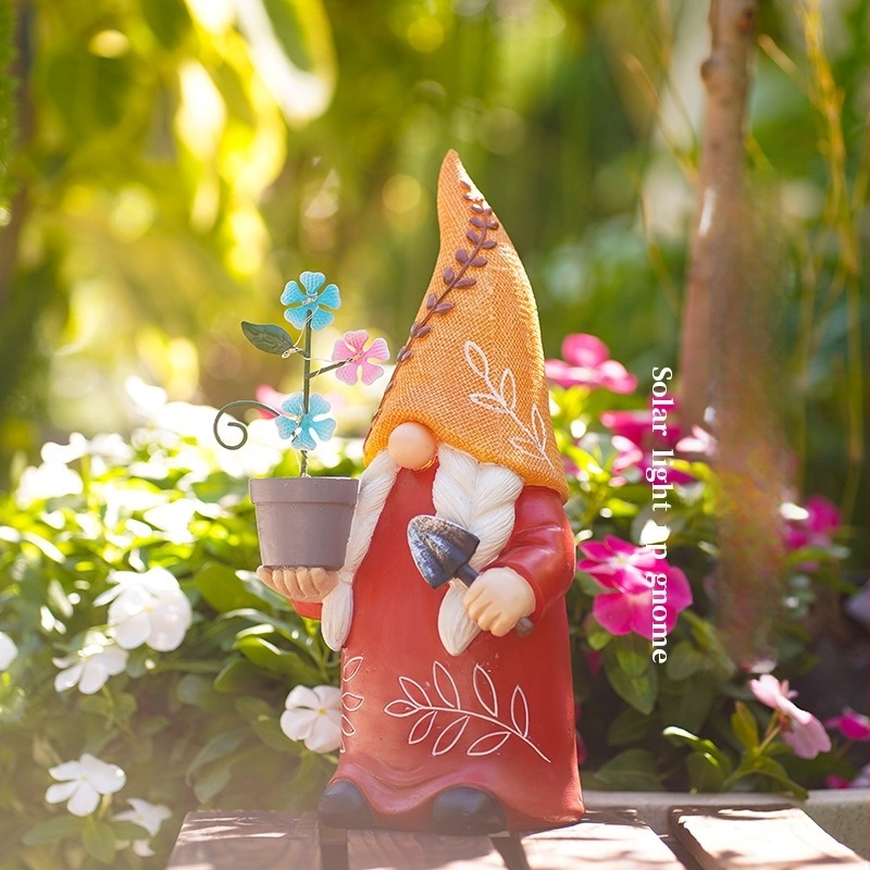 Solarna ukrasna figura za vrt od smole – goblin-dwarf, crtani lik, vanjska lampa. Materijal: smola; Marka: Jiuyou; Kategorija: Crtani; Težina: 650 g; Pakiranje: kartonsko pakiranje.