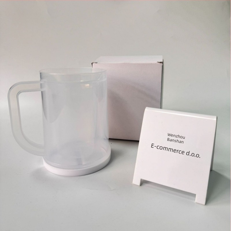 Dvostruko izolirana šalica za napitke i pivo – minimalistički plastični dizajn