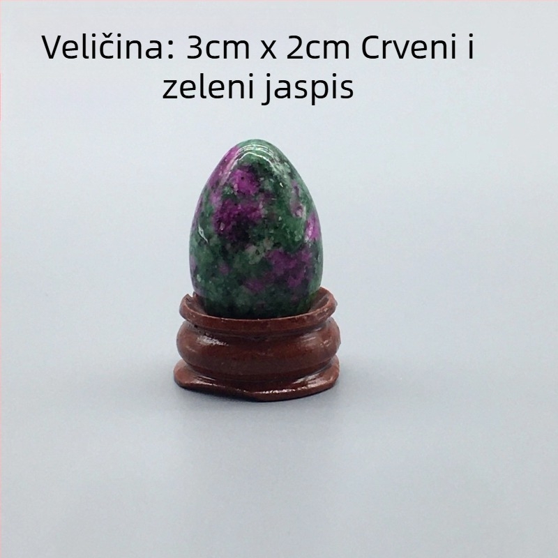 Polirani prirodni kristal u obliku jajeta, za držanje i ukrašavanje