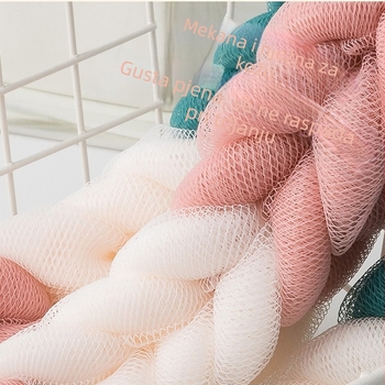 Kuglica za kupanje s trakom za čišćenje leđa (materijal PP; Brend Private label; Prilagodba: Da; Univerzalna primjena)
