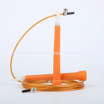 Skakačko užet s plastičnim ručkama i čeličnim užetom – PVC materijal, Adoric branda, pogodno za trčanje i fitness